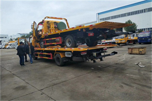 于都同城汽车补胎